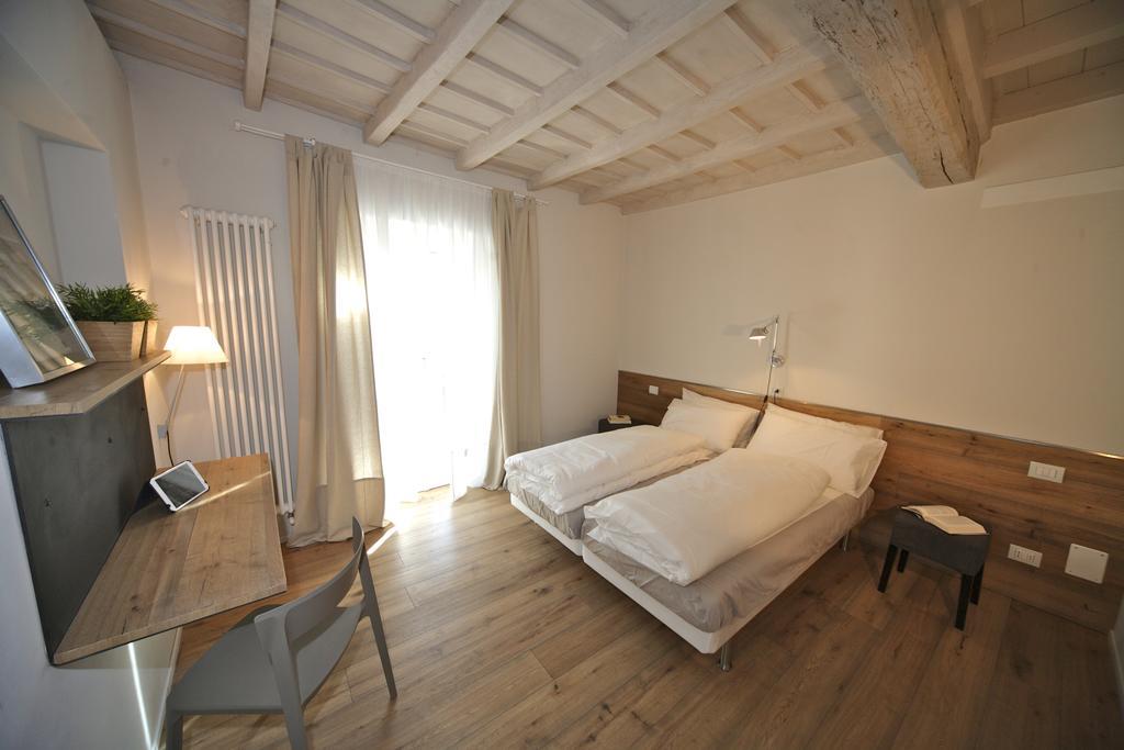 32 Bnb Camerecaffe Pavia Exterior photo