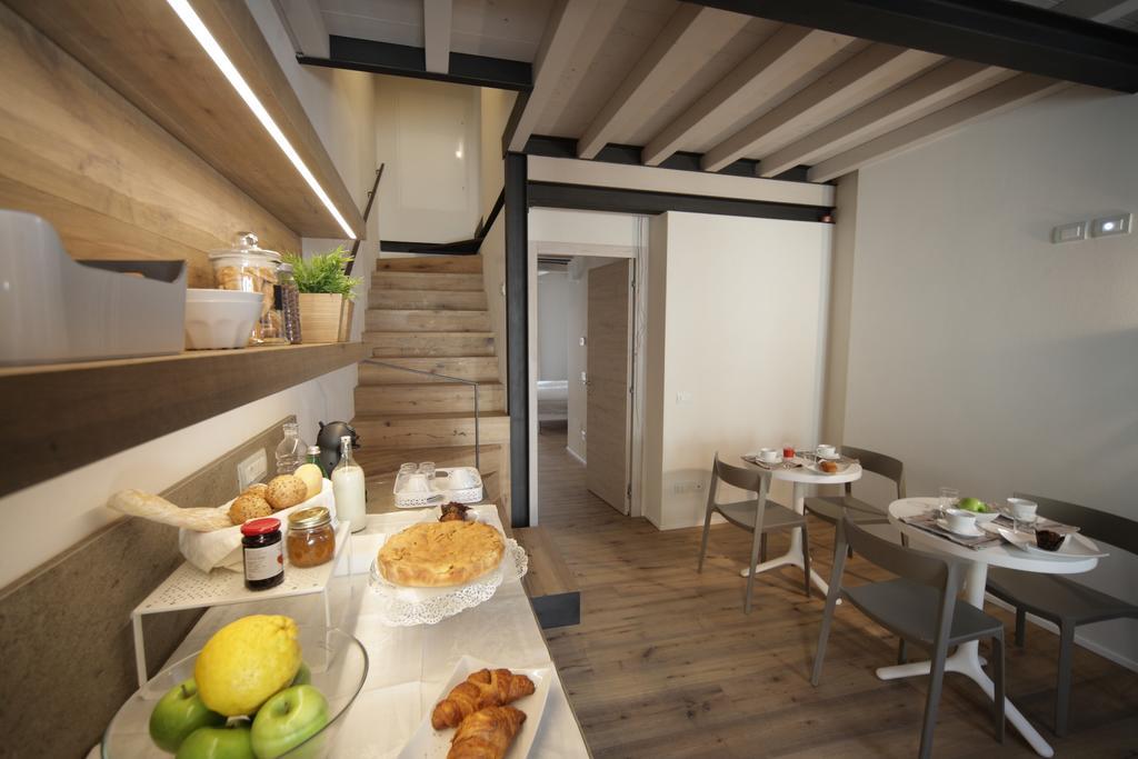32 Bnb Camerecaffe Pavia Exterior photo