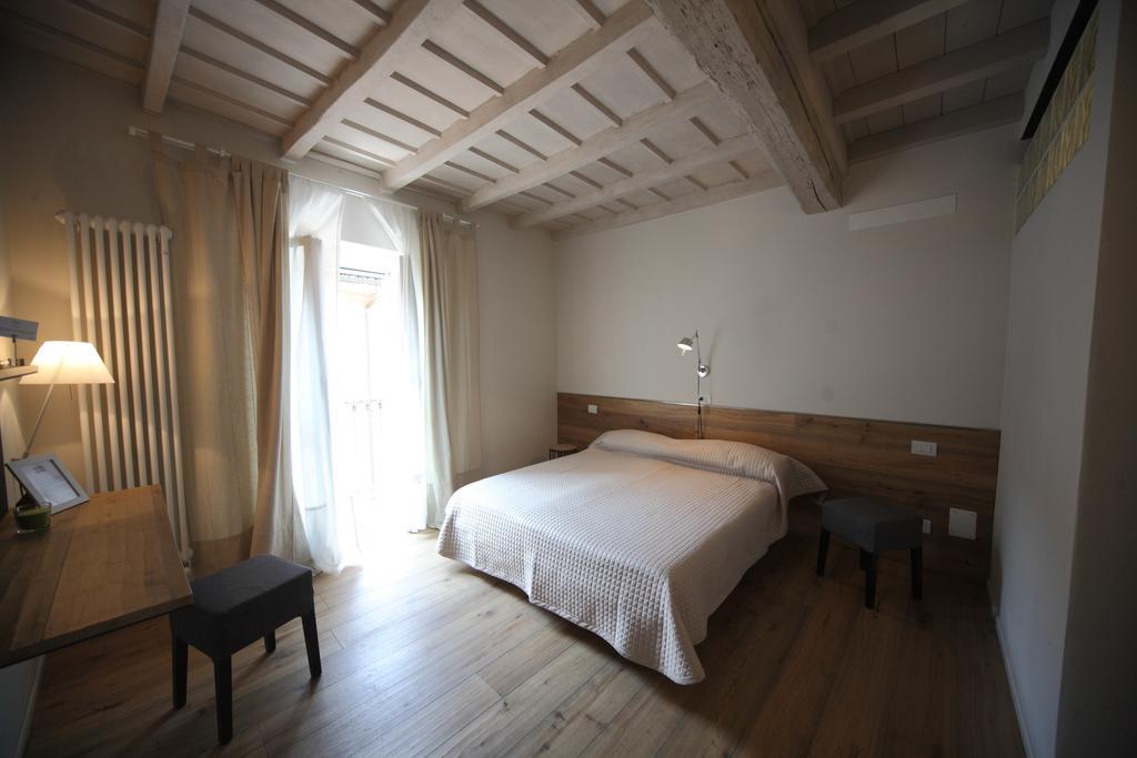 32 Bnb Camerecaffe Pavia Exterior photo