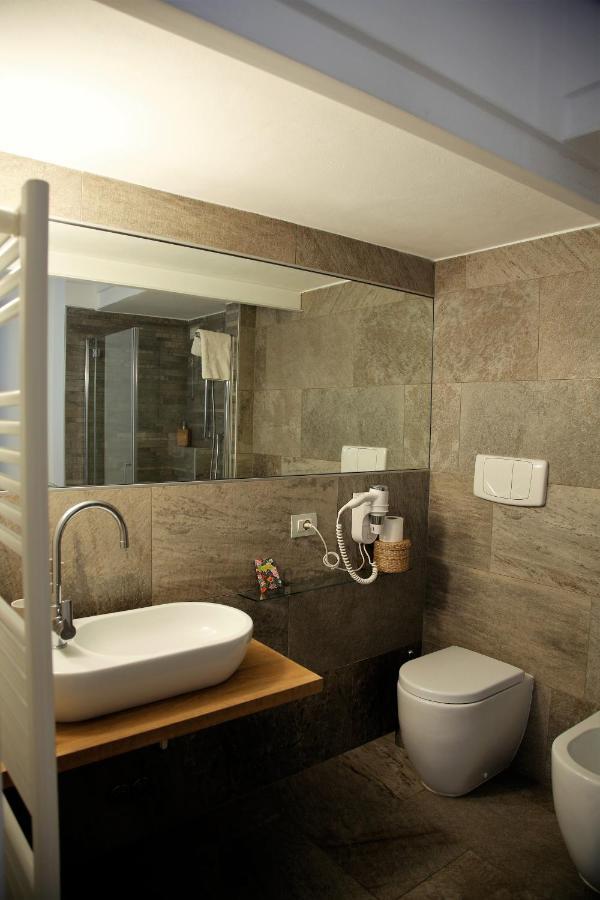 32 Bnb Camerecaffe Pavia Exterior photo